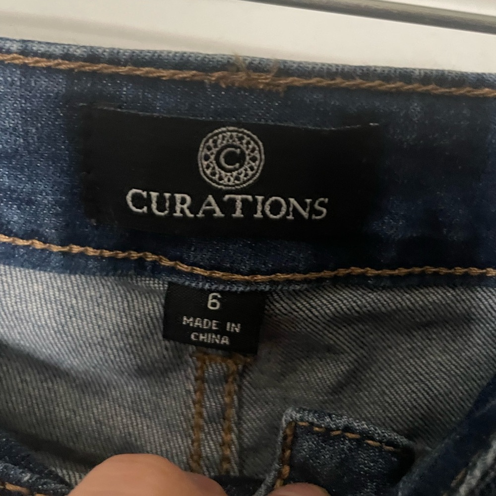 Curations Skinny Jeans with Floral Embroidery - Picture 3 of 4